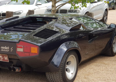 Sport car stopped for lunch Lorne